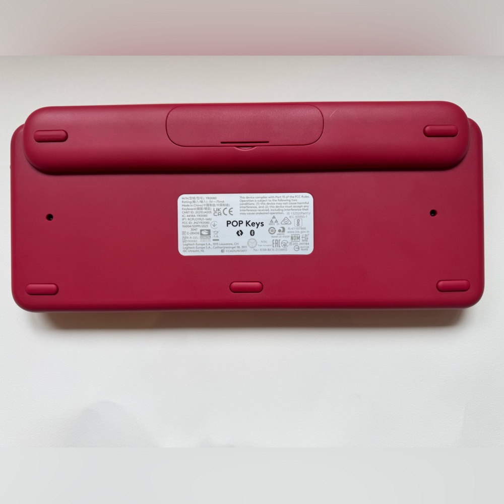 Logitech POP Keys Wireless Keyboard - Picture 7 of 8